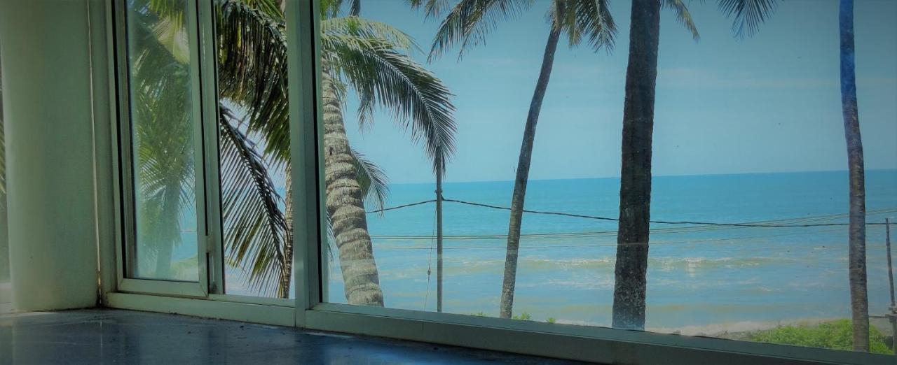 White Shell Beach House Канур Екстериор снимка