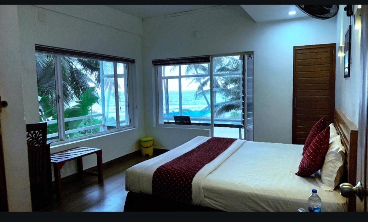 White Shell Beach House Канур Екстериор снимка